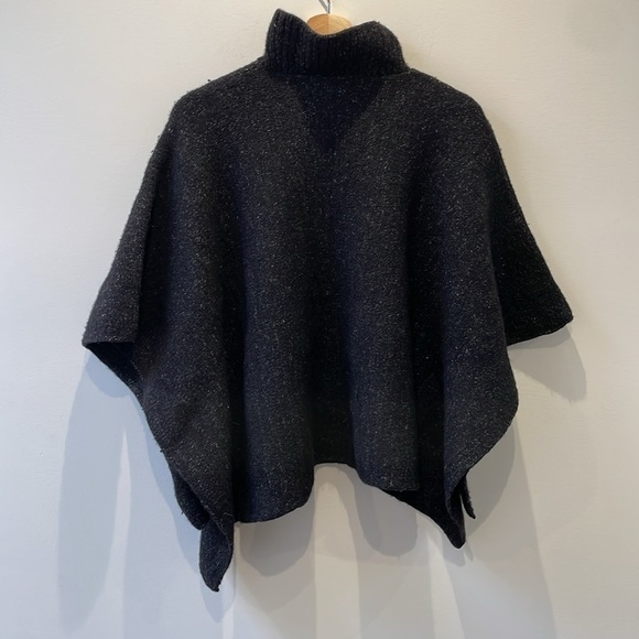 DKNY pure merino wool turtleneck poncho cape black white speckles size S - Picture 1 of 15